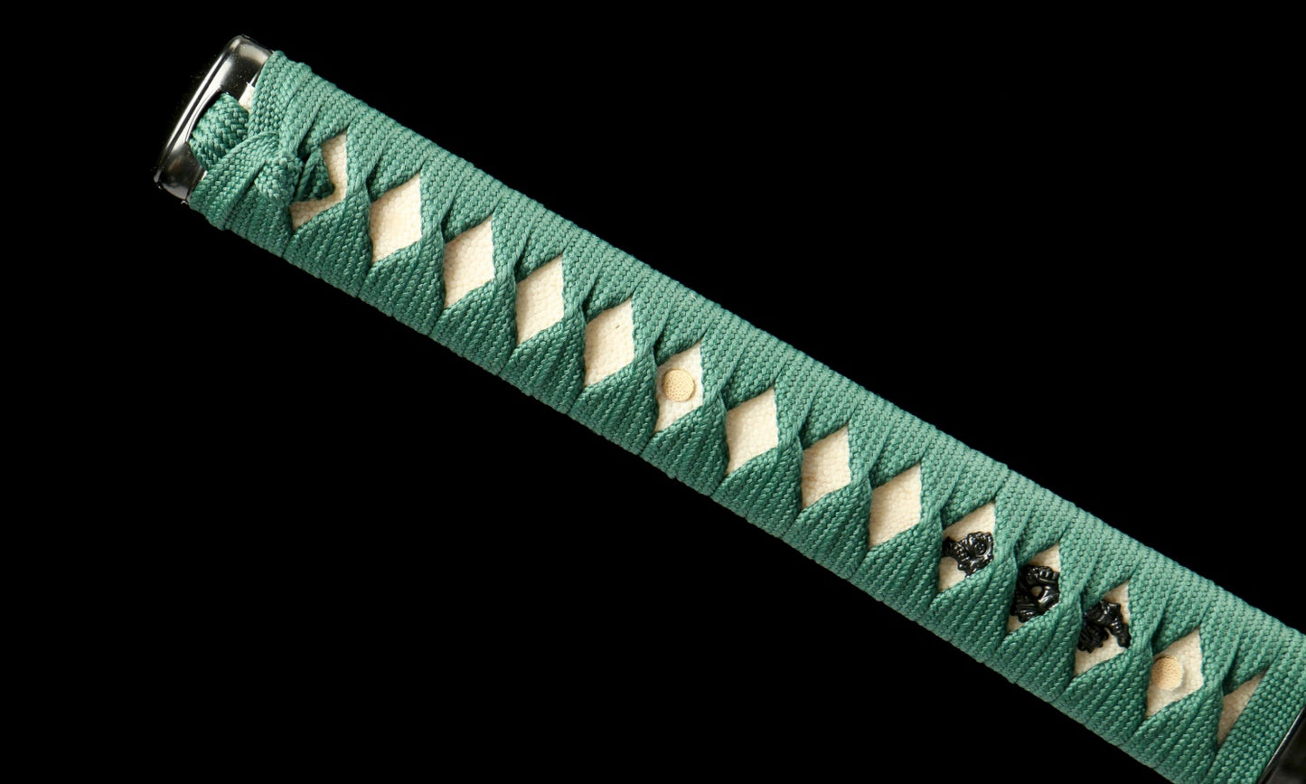 "Azure Ripple" Clover Damascus Katana | Iron Fittings & Genuine Ray Skin Handle | Hand-Forged No.670Battle-ready katana