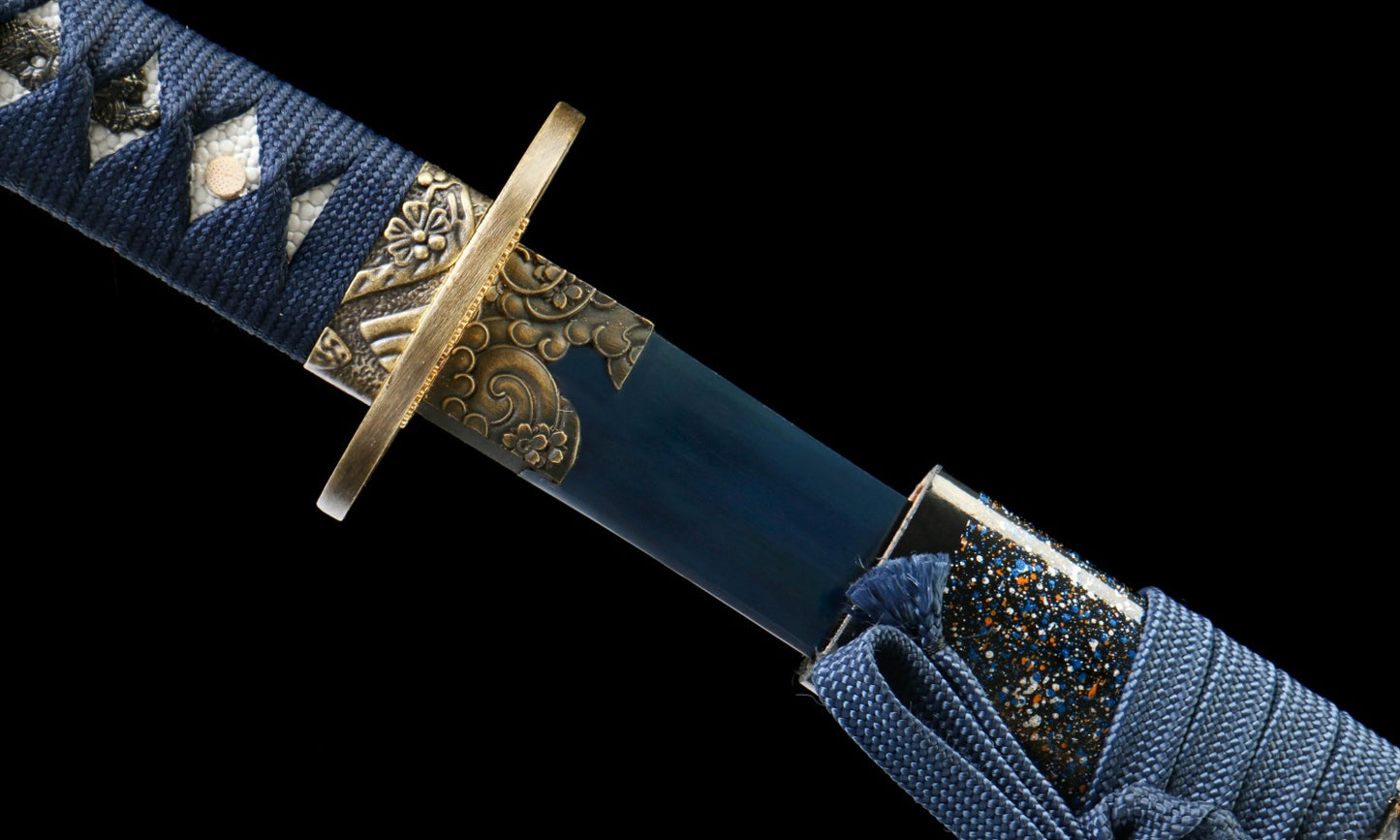 "Azure Roar" 1065 Blued Katana - 28.3" Wave-Pattern Blade | Qingpi Wood Saya | Zinc Alloy Fittings | No.410Hand-forged katana